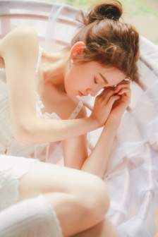 紧身裙女教师在线